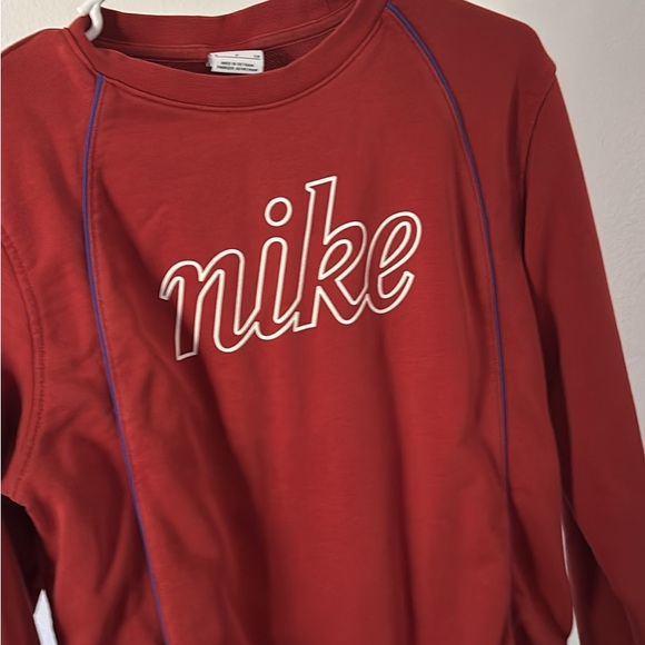 Nike Tops - Nike Burgundy Sweatshirt